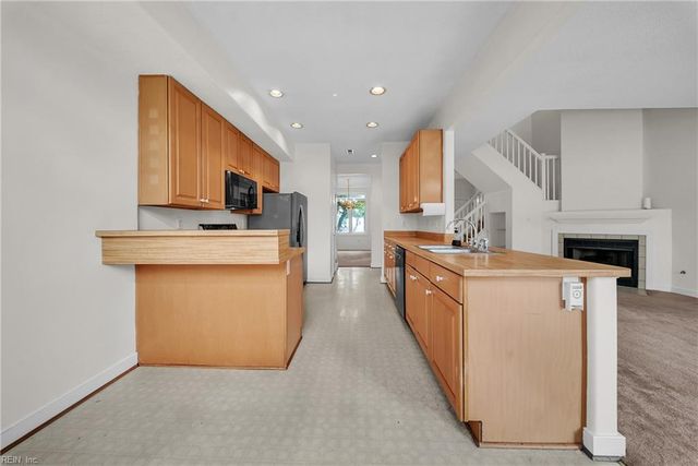 1039 Porte Harbour ARCH, Hampton, VA 23664