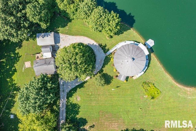 14290 E WINDSONG Road, Mt Vernon, IL 62864