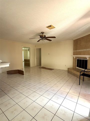 10830 Overlea Drive, Houston, TX 77089