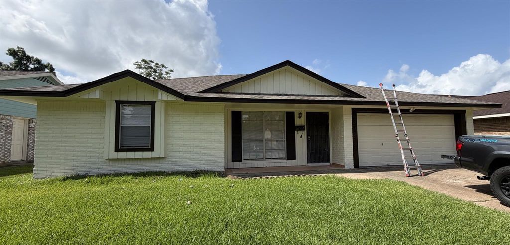 10830 Overlea Drive, Houston, TX 77089
