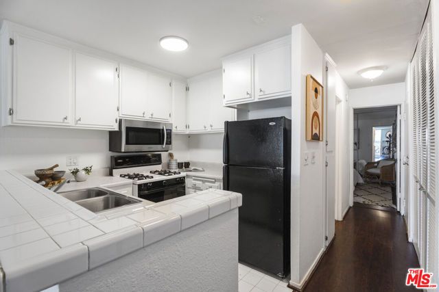 22 Navy Street 205, Venice (los Angeles), CA 90291