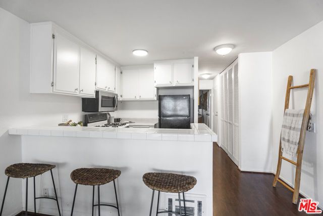22 Navy Street 205, Venice (los Angeles), CA 90291