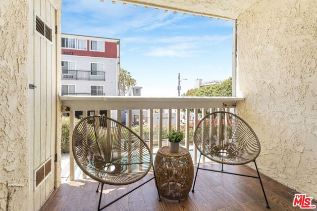 22 Navy Street 205, Venice (los Angeles), CA 90291