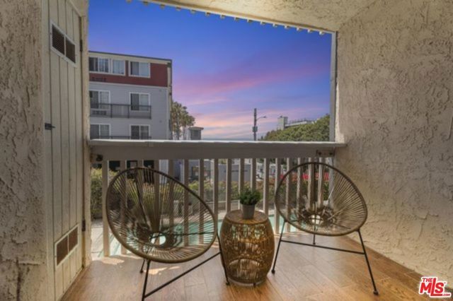22 Navy Street 205, Venice (los Angeles), CA 90291