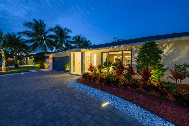 3255 LAKEVIEW Boulevard, Delray Beach, FL 33445