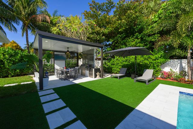 3255 LAKEVIEW Boulevard, Delray Beach, FL 33445