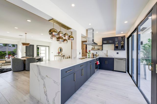 3255 LAKEVIEW Boulevard, Delray Beach, FL 33445
