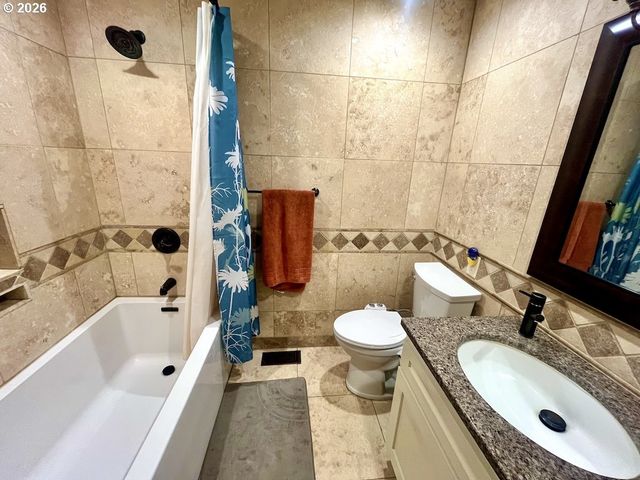 9206 Ne 53RD St, Vancouver, WA 98662