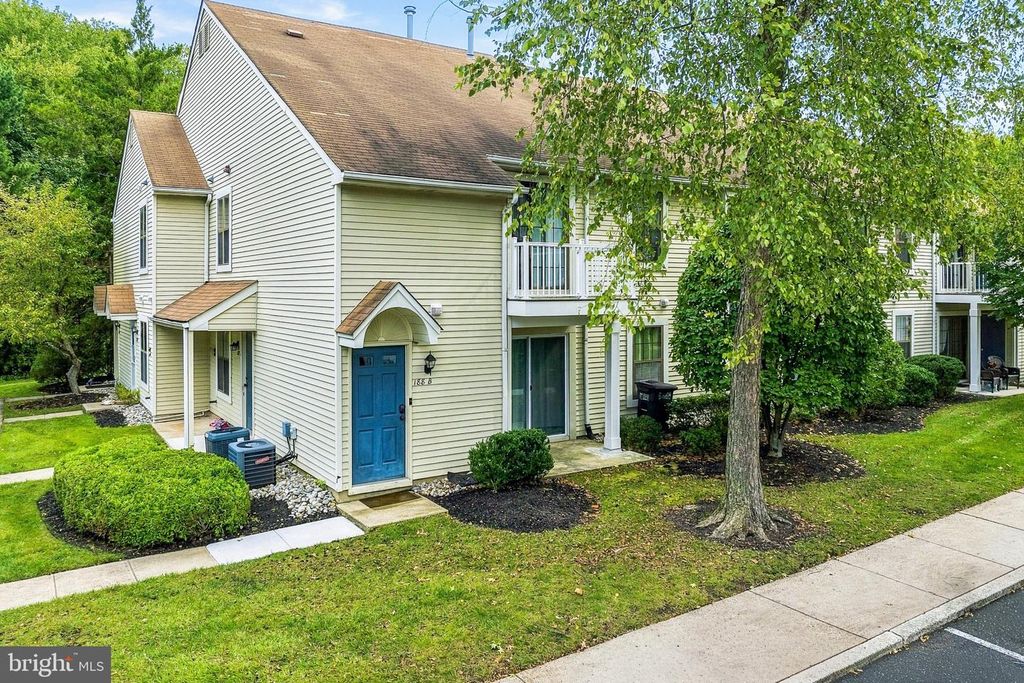 188 COLLIN CT, MOUNT LAUREL, NJ 08054 — photo 2