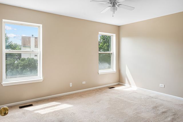 2420 Barnhart Street, West Chicago, IL 60185