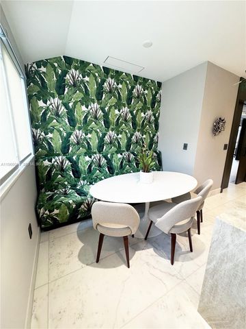 2000 S Bayshore Drive 13, Miami, FL 33133