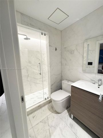 2000 S Bayshore Drive 13, Miami, FL 33133