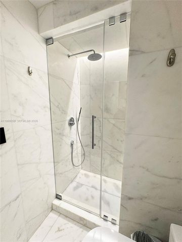 2000 S Bayshore Drive 13, Miami, FL 33133