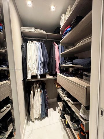 2000 S Bayshore Drive 13, Miami, FL 33133