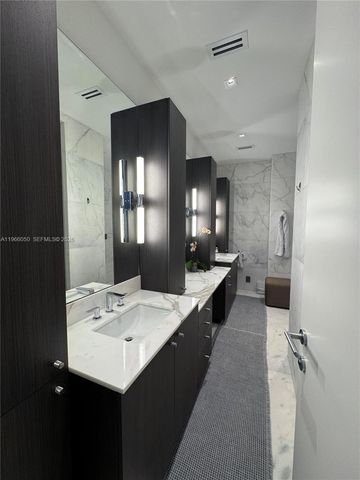 2000 S Bayshore Drive 13, Miami, FL 33133