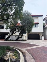 2000 S Bayshore Drive 13, Miami, FL 33133