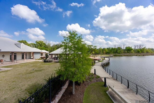 13857 Golden Holly Ln, Baton Rouge, LA 70810