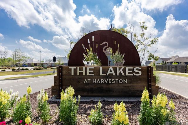 13857 Golden Holly Ln, Baton Rouge, LA 70810