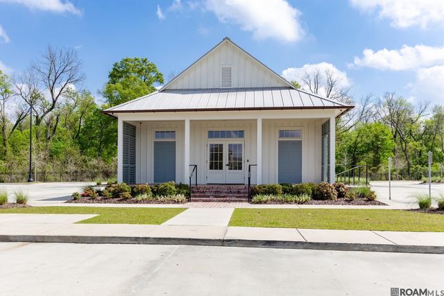 13857 Golden Holly Ln, Baton Rouge, LA 70810