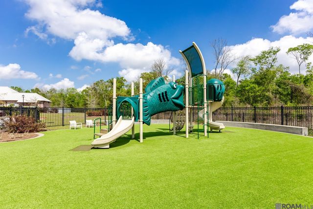 13857 Golden Holly Ln, Baton Rouge, LA 70810