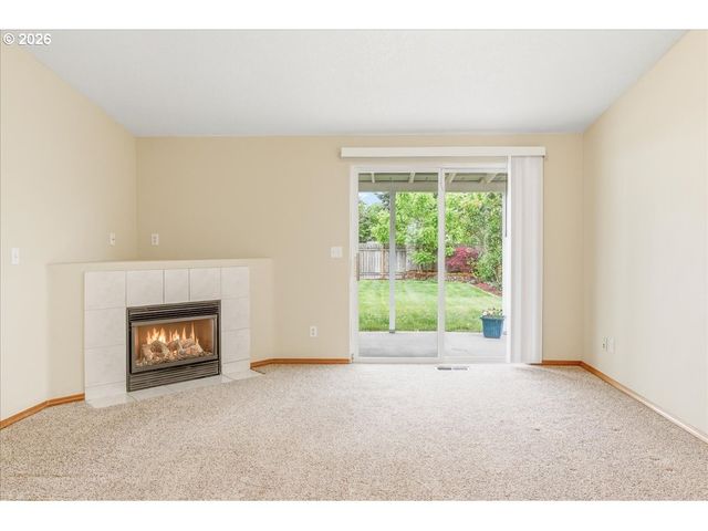 34306 HERON MEADOWS Dr, Scappoose, OR 97056