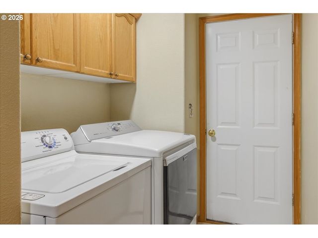 34306 HERON MEADOWS Dr, Scappoose, OR 97056