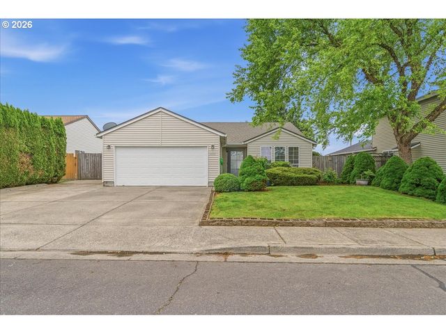 34306 HERON MEADOWS Dr, Scappoose, OR 97056
