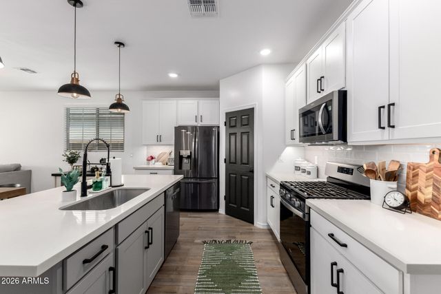 22863 E BONANZA Way, Queen Creek, AZ 85142