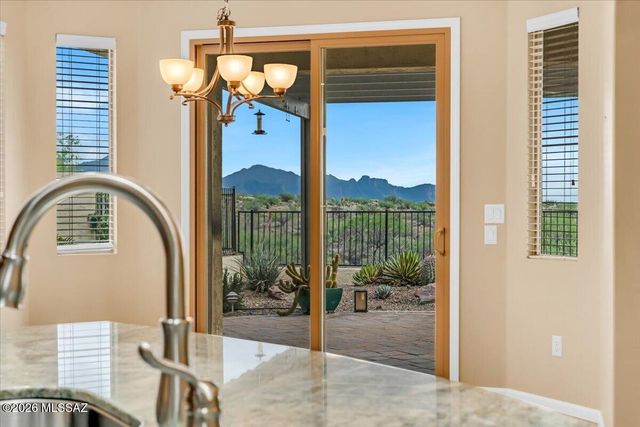 60713 E Arroyo Vista Drive, Oracle, AZ 85623