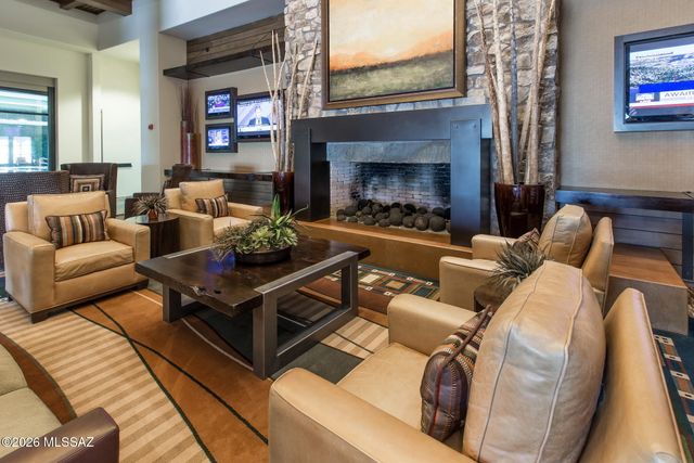 60713 E Arroyo Vista Drive, Oracle, AZ 85623