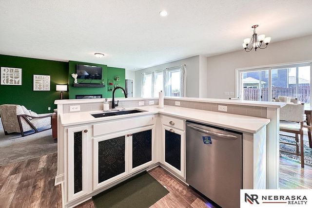 12903 S 55th Street, Papillion, NE 68133