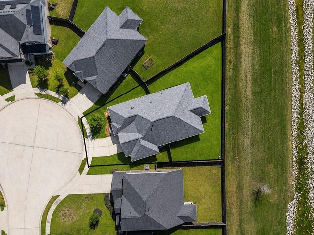 8414 Divot Trce, Fulshear, TX 77441