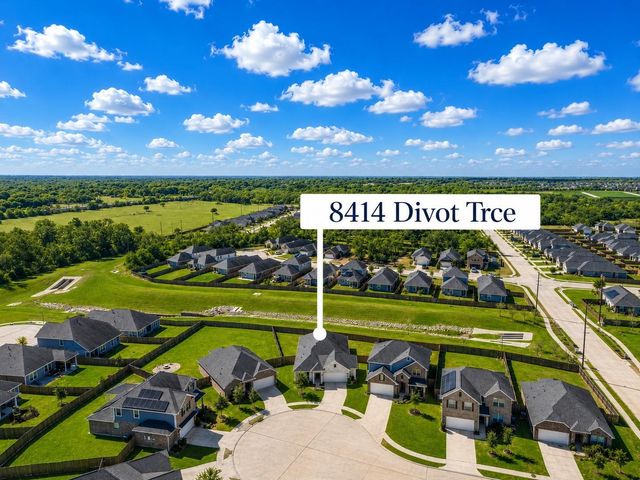 8414 Divot Trce, Fulshear, TX 77441