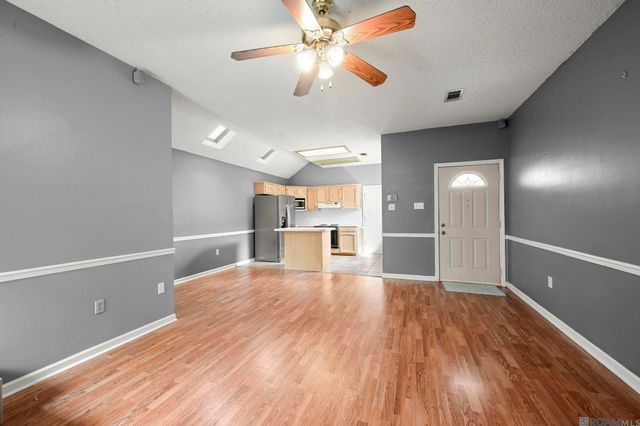 15182 Mary Elizabeth Dr, Baton Rouge, LA 70816