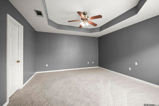 15182 Mary Elizabeth Dr, Baton Rouge, LA 70816