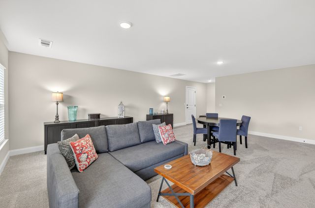 544 Banchory Dr, Smyrna, TN 37167