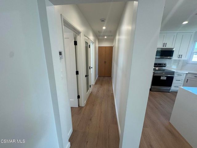 21420 Chatsworth Street, Chatsworth, CA 91311