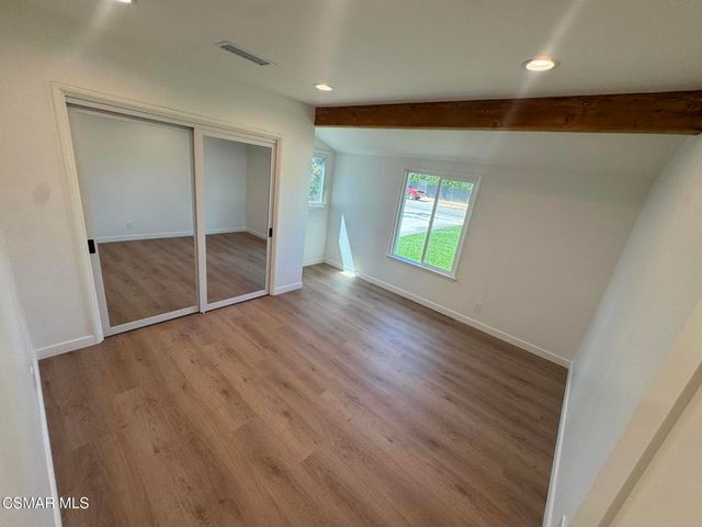 21420 Chatsworth Street, Chatsworth, CA 91311