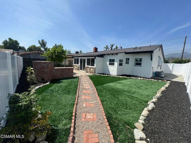 21420 Chatsworth Street, Chatsworth, CA 91311