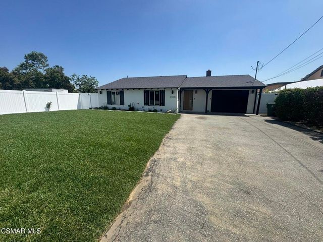 21420 Chatsworth Street, Chatsworth, CA 91311