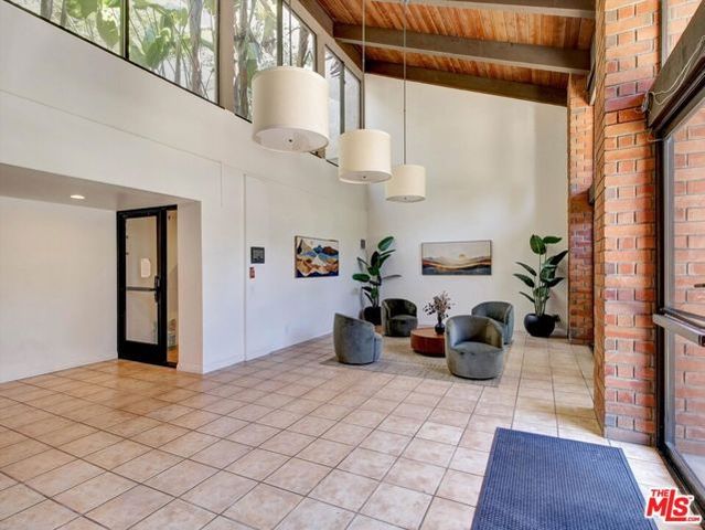 3480 Barham Boulevard 325, Los Angeles, CA 90068