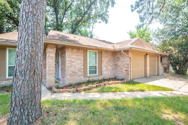 2155 Twinbrooke Drive, Houston, TX 77088