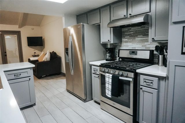 2155 Twinbrooke Drive, Houston, TX 77088