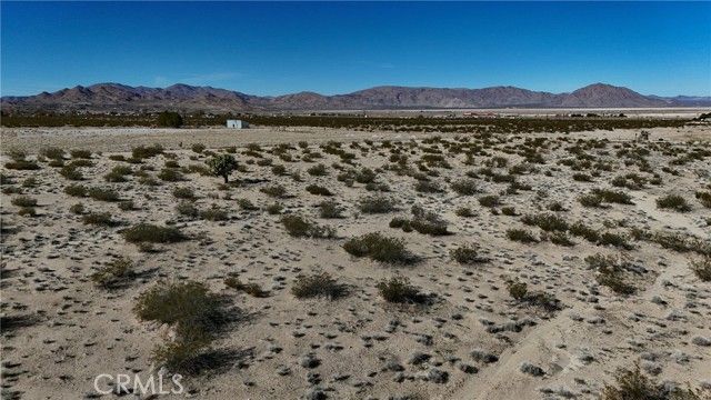 789 Meridian Road, Lucerne Valley, CA 92356