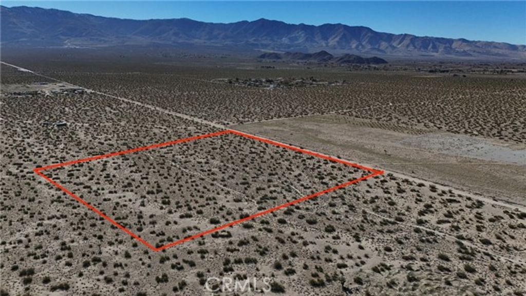 789 Meridian Road, Lucerne Valley, CA 92356