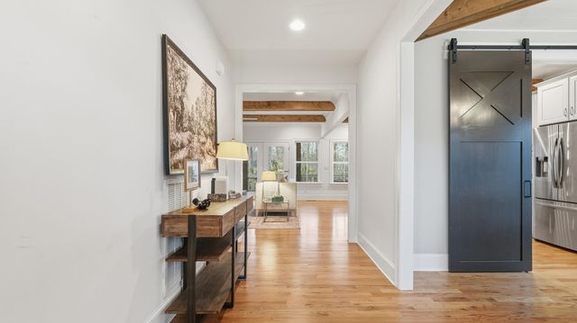 2819 Signal Farms Lane, Signal Mountain, TN 37377