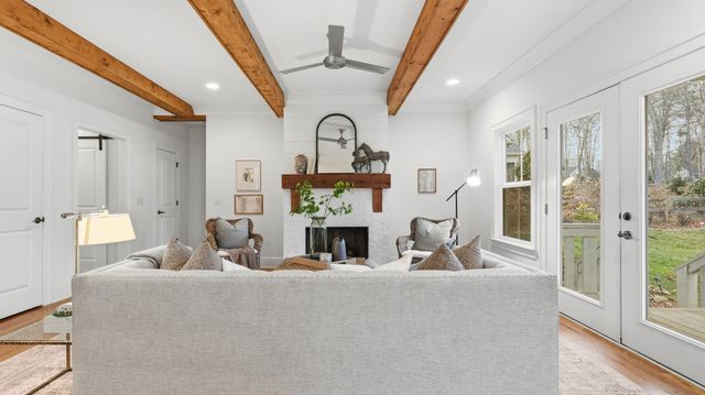 2819 Signal Farms Lane, Signal Mountain, TN 37377