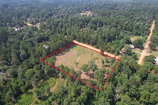 663 The Ole Barney Road, Livingston, TX 77351