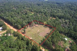 663 The Ole Barney Road, Livingston, TX 77351