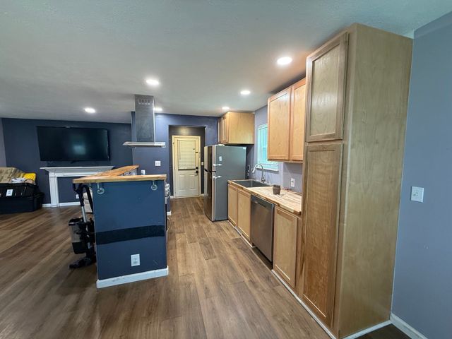510 Indian Ave, Oak Grove, KY 42262